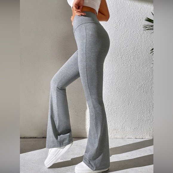 Shein Petite Solid Flare Leg Pants - Picture 3 of 5